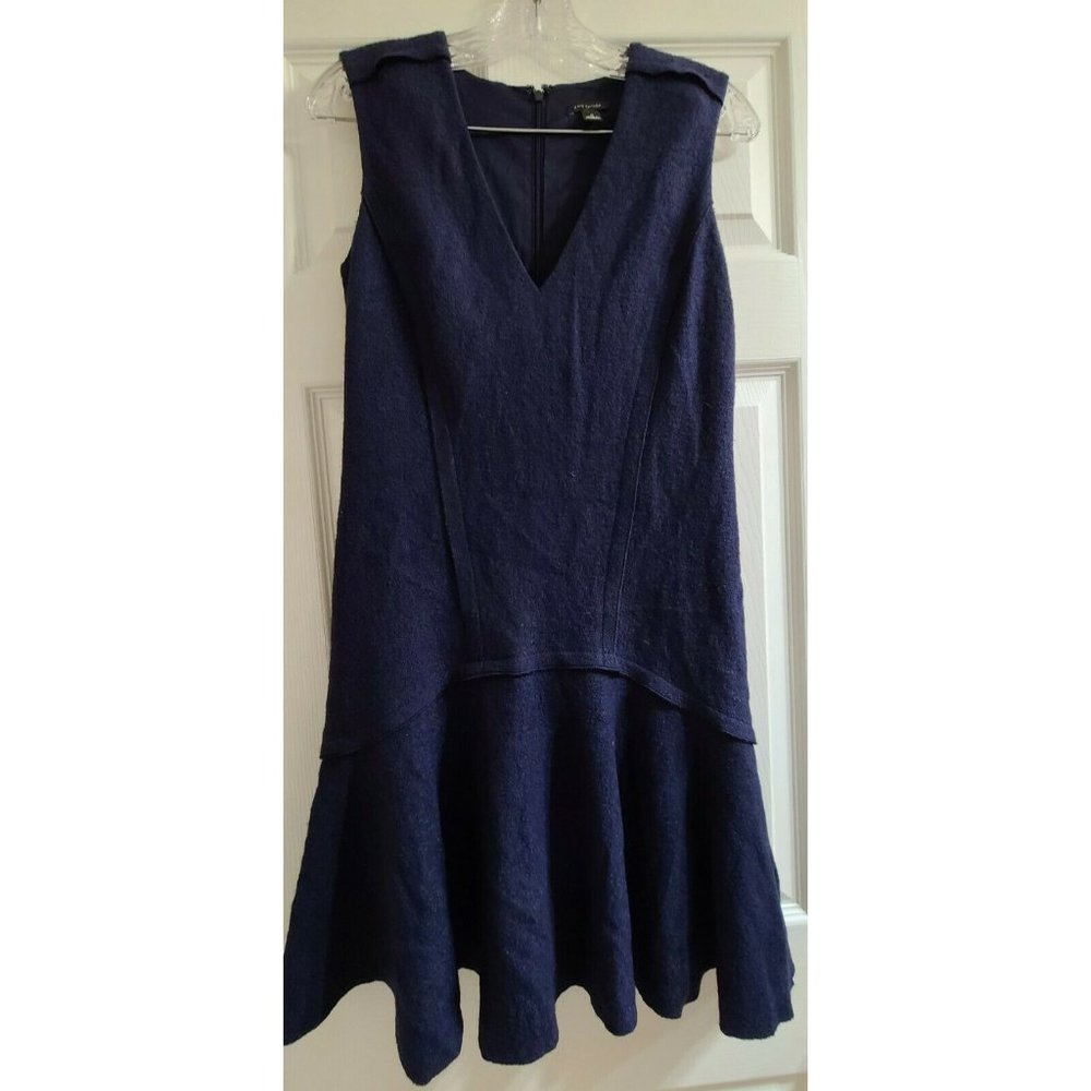 Ann Taylor Navy Blue Wool Blend Fit & Flare Career Workwear V Neck Dress Size 0